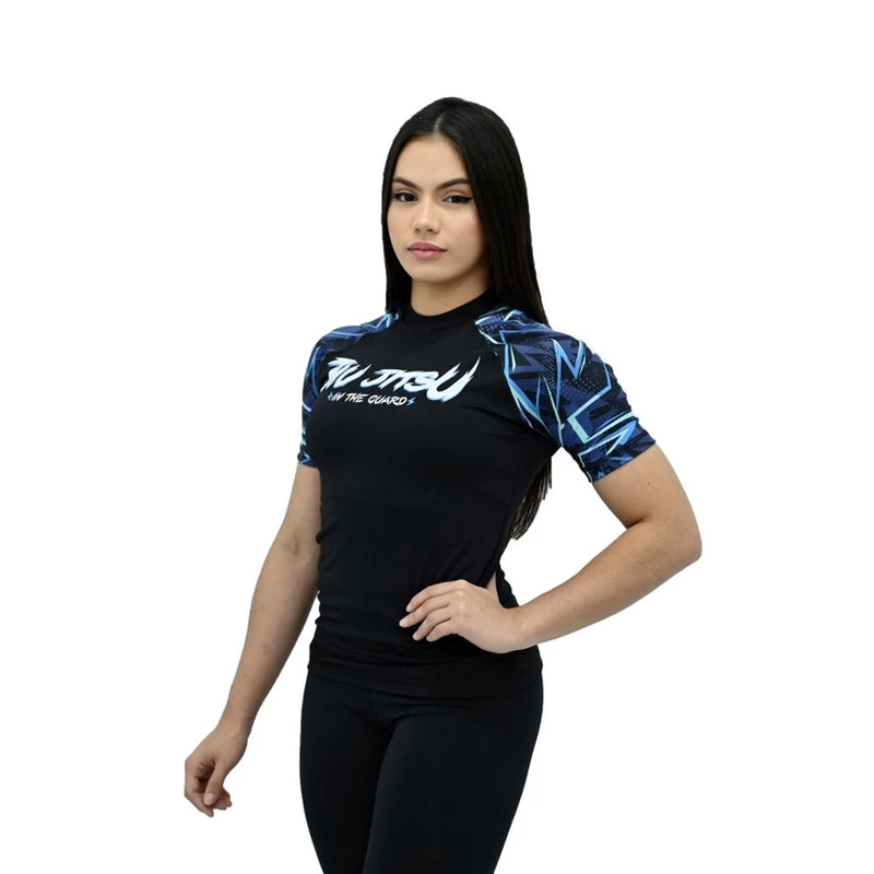 RASH GUARD ELEGANCE - CAMISETA FEMININA PARA PRATICANTES DE JIU JITSU