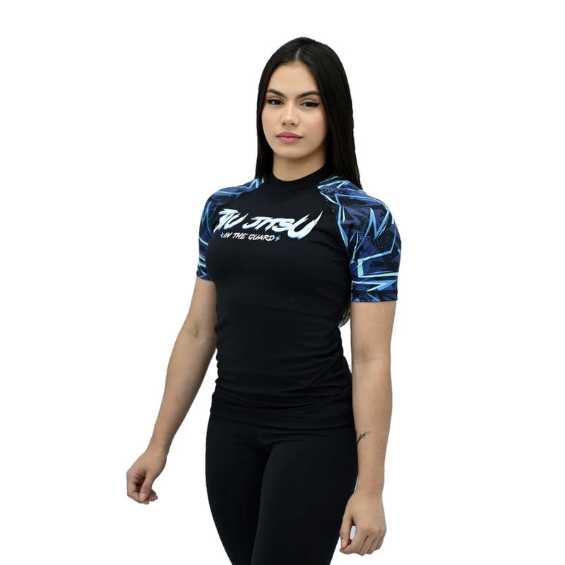 RASH GUARD ELEGANCE - CAMISETA FEMININA PARA PRATICANTES DE JIU JITSU